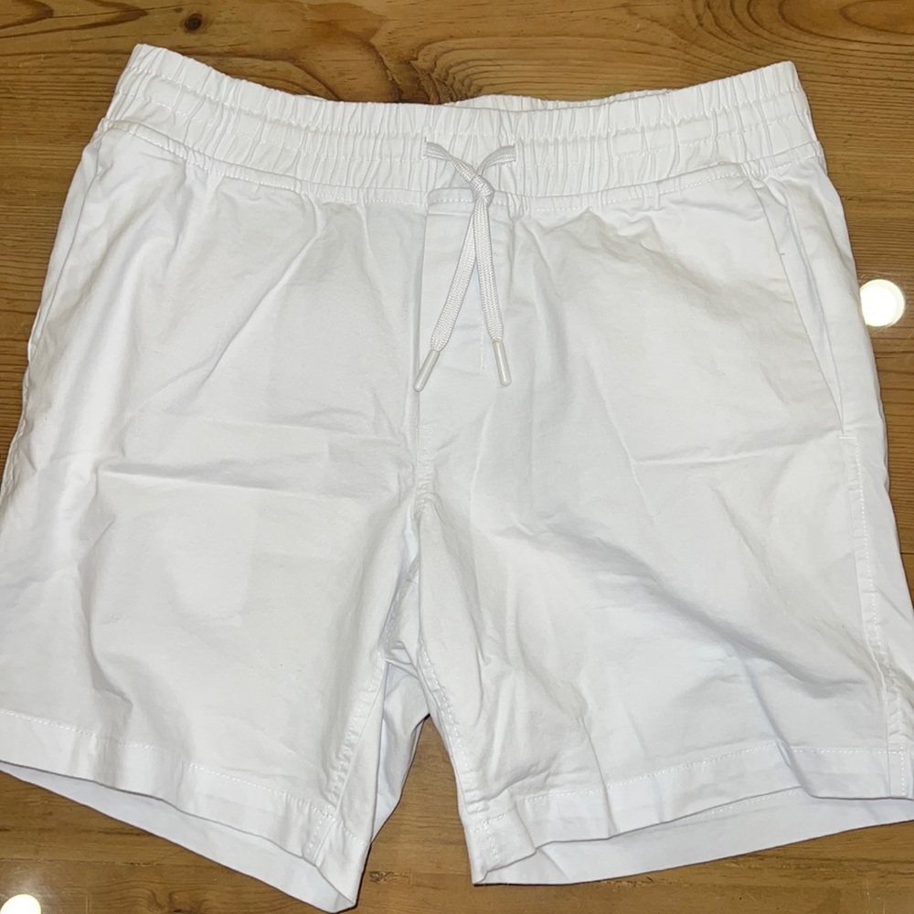 Calvin Klein Khaki Shorts (stretch waist)